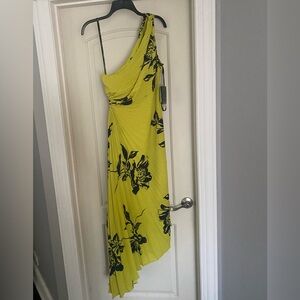 Nicole Miller One-Shoulder Dress in Chartreuse with Navy Blue Floral Design